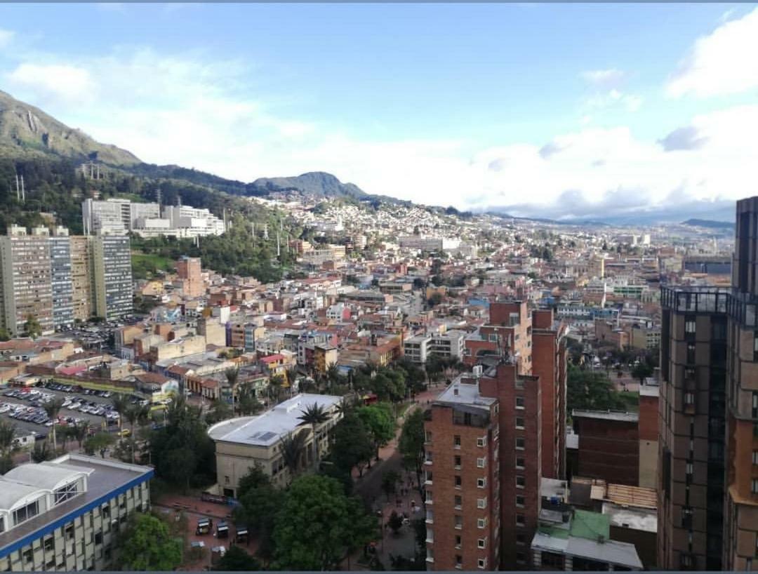 Pensión Privadas En Apartamento Privado Centro Historico Candelaria Bogotá